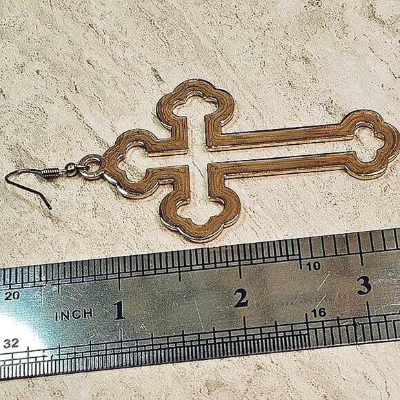 🔥$5/$25 Gold-Tone Cross Earrings Religious Statement Jewelry Lightweight - Picture 5 of 5